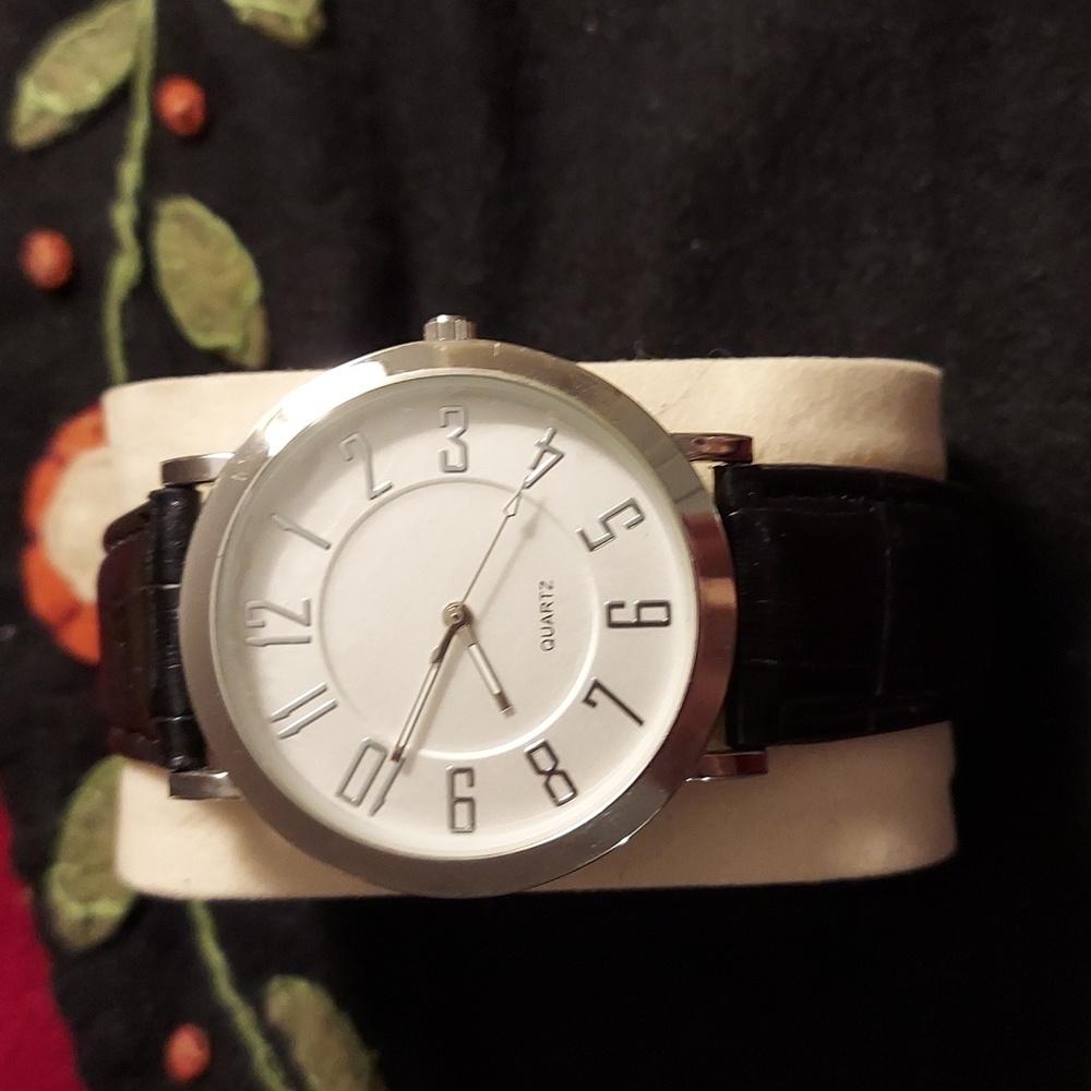 Vintage Accutime Classic Quartz Watch